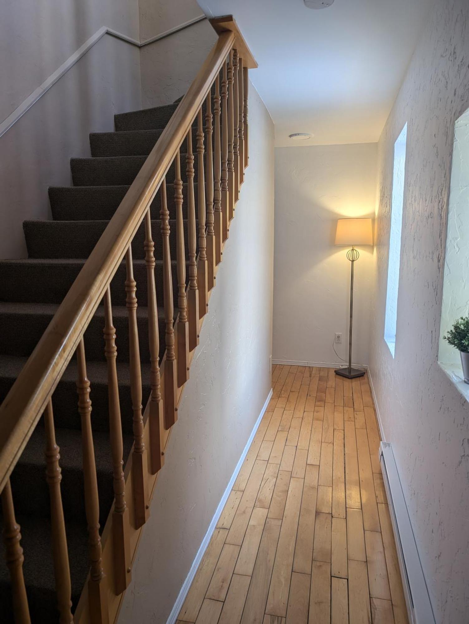 Au Saut Du Lit Bed & Breakfast Magog Exterior photo